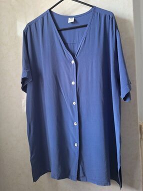HEMA Silk Blue Shirt Size 44 Euro, XL